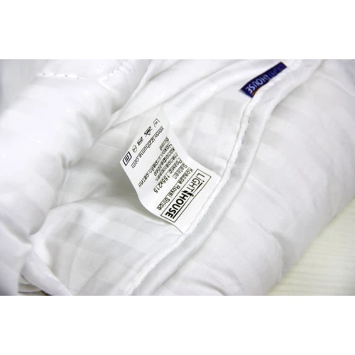 Одеяло LightHouse Royal Stripe Sateen 155x215 см белое (53287): Наполнитель холлофайбер
