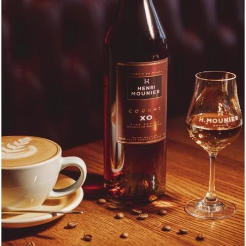Коньяк Henri Mounier XO (подар. уп.) 40% 0.7 л (WHS3259680312300): Країна виробник Франция
