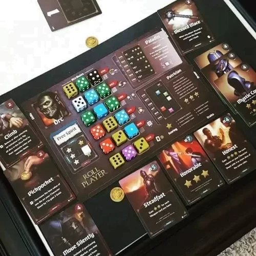 Настольная игра Thunderworks Games Roll Player - EN НА АНГЛИЙСКОМ ЯЗЫКЕ фото 7