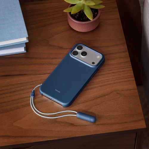 Чехол для iPhone Beats iPhone 17 Pro Max Kickstand Case with MagSafe and Camera Control - Bedrock Blue (MGTR4)