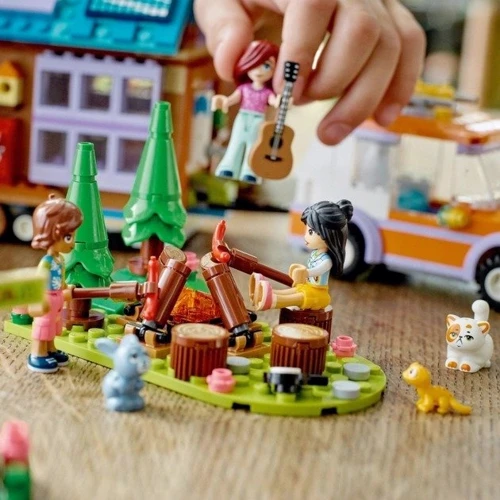 Конструктор LEGO Friends Крихітний мобільний будиночок 785 деталей (41735): Кількість деталей, шт. 785