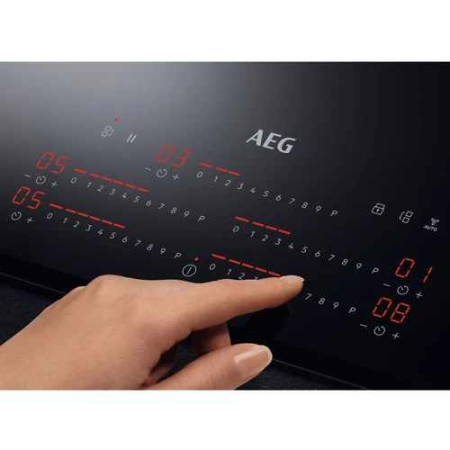 Варочная поверхность AEG IKE85753FB: Расположение панели спереди