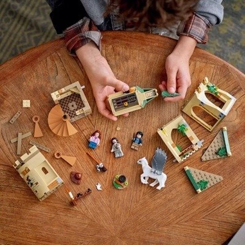 Конструктор LEGO Harry Potter Двор Хогвартса: Спасение Сириуса (76401) фото 5