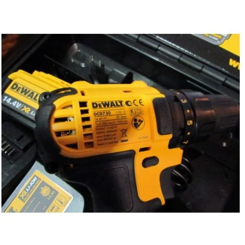 Шуруповерт акумуляторний DeWalt DCD730M2: Тип інструмента ненаголошений