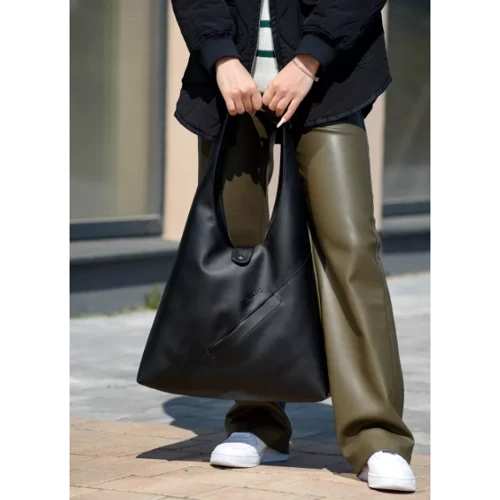 Женская сумка хобо Sambag HOBO M черная (53200001): Тип Сумки