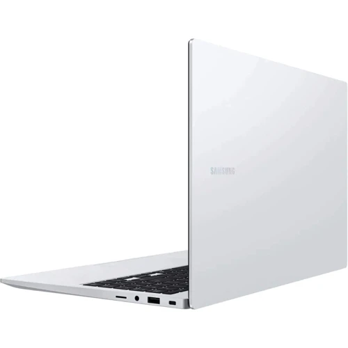 Ноутбук Samsung Galaxy Book4 (NP750XGJ-KG2FR): Екран 15,6" IPS (1920x1080) Full HD