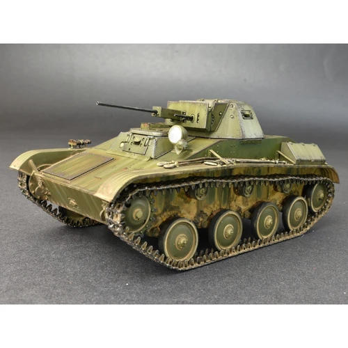 Сборная модель MiniArt Советский легкий танк Т-60, поздний, горьковского автомобильного завода с интерьером (MA35232) фото 6