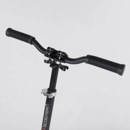 Самокат детский Best Scooter с PU колесами, зажимом руля и 1 амортизатором Black/Red (88914): Материал колес полиуретан