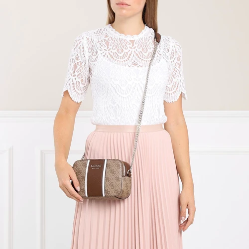 Женская сумка кросс боди Guess Cathleen Camera Bag коричневая (HWSG7737690-BRO): Тип ручки На цепочке, Плечевой ремень, Без ручки