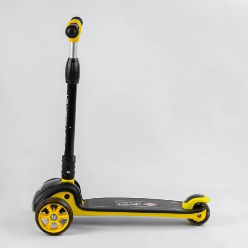 Самокат Best Scooter желтый (84377): Тип колес литые