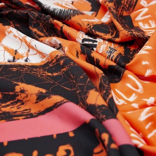 Жіноча хустка Desigual різнокольорова (22WAWA06): Країна виробник Китай