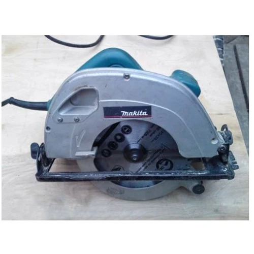 Пила дисковая Makita 5704R: Производитель Makita