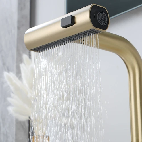 Смеситель для раковины Lefton Two-Handle Widespread Waterfall & Pull-Out Bathroom Faucet with Temperature Display-BFWS2401 Brushed Gold фото 9