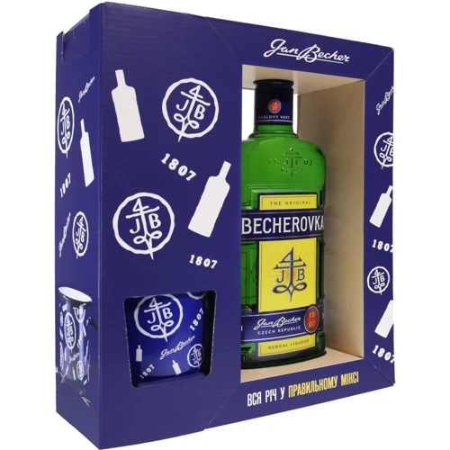 Набор ликерная настойка на травах Becherovka 0,7л 38% + 1 металическая чашка (WT4446)