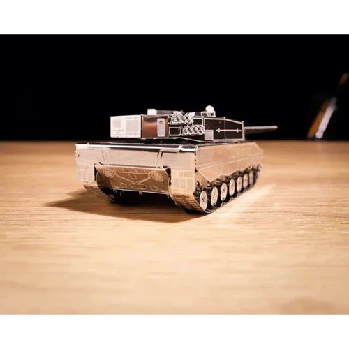 Коллекционная модель-конструктор Metal Time Leopard 2 Tank (MT079) фото 3