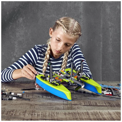 LEGO Technic Катамаран (42105) фото 8