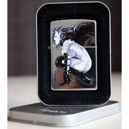 Зажигалка Zippo (21001): Производитель Zippo
