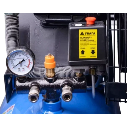 Компресор EnerSol ES-AC 850-300-3PRO: Обсяг ресивера, л 300