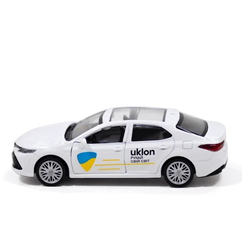 Автомодель TechnoDrive Toyota Camry Uklon белый (250291): Производитель TechnoDrive
