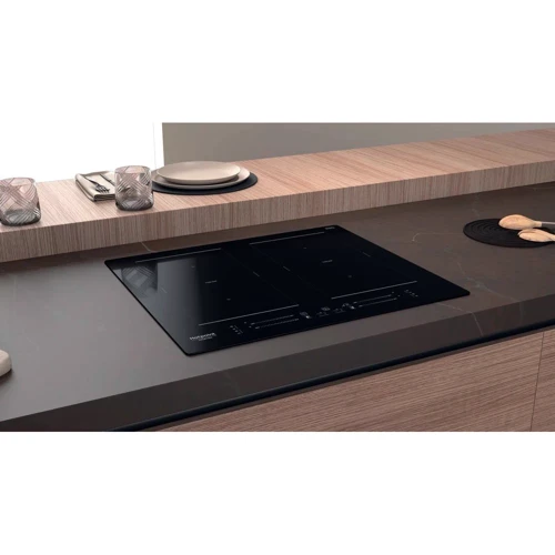 Варочная поверхность Hotpoint-Ariston HS 5160C NE: Количество конфорок 4