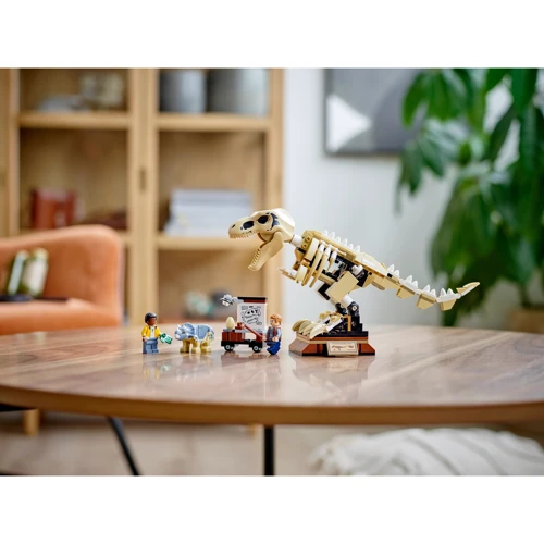 Конструктор LEGO Jurassic World Скелет тиранозавра на виставці (76940): Кількість деталей, шт. 198