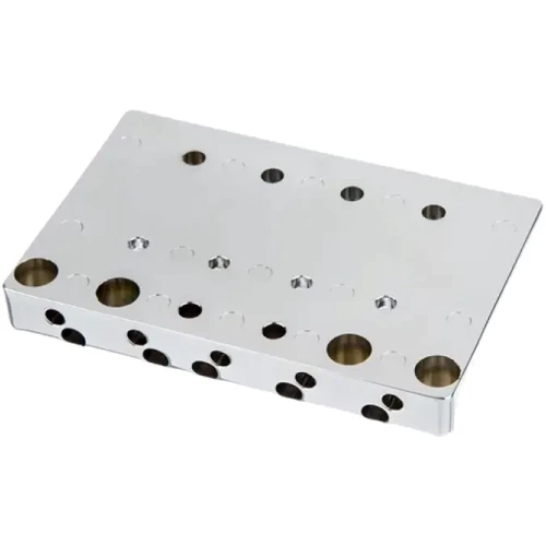 Бридж в сборе FENDER HiMass 5-String Bass Narrow Bridge Assembly With Brass Saddles: Производитель Fender