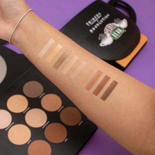 Makeup Revolution X Friends Grab a Cup Face Palette Light to Medium Тени для век Палетка 9 цветов 25.2 g фото 4