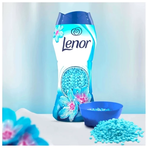 Ароматизатор для белья Lenor Risveglio Primaverile в гранулах 210 г (8001090891099)