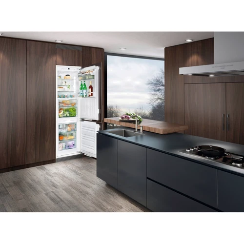 Встраиваемый холодильник Liebherr ICBN 3386: Мощность замораживания 10 кг/сутки