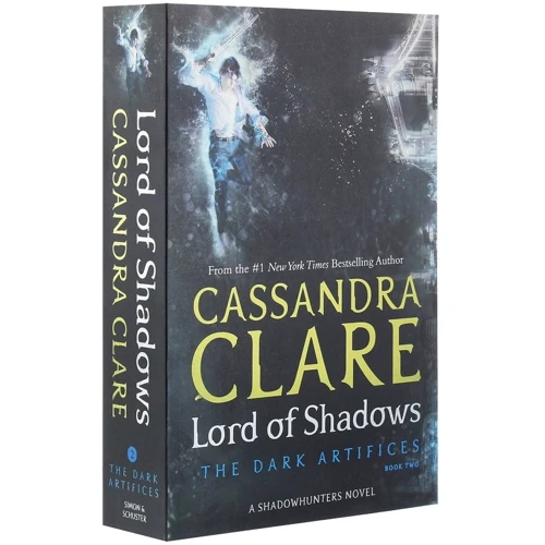 Cassandra Clare: Lord of Shadows: Виробник S&S Childrens Books