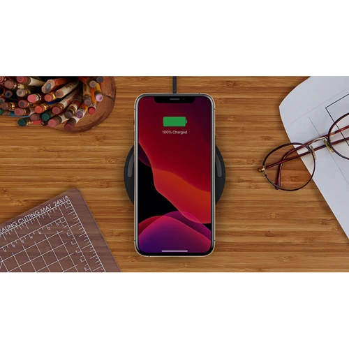 Зарядное устройство Belkin Wireless Charging Qi 10W Black with Wall Charger (WIA001VFBK): Кабель в комплекте отсоединяемый