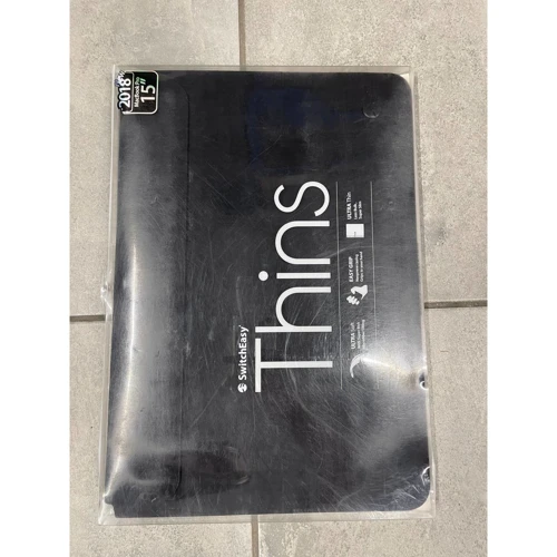 SwitchEasy Thins Black (GS-105-39-169-11) for MacBook Pro 15" (Сумки / чохли для MacBook)(78477039)Stylus Approved: Причина уцінки Повреждена упаковка, пятно на чехле
