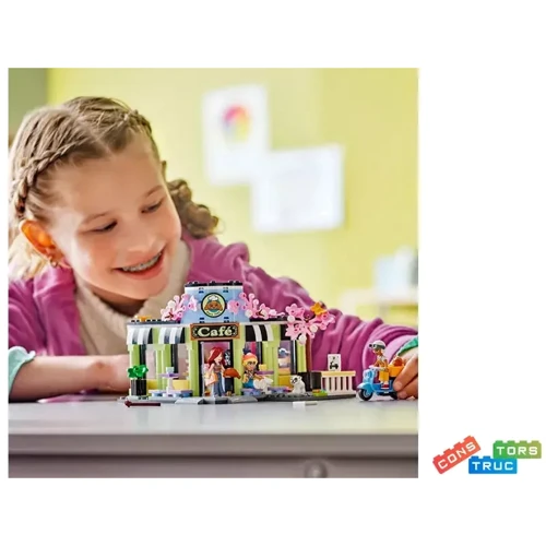 Конструктор LEGO Friends Кофейня Хартлейк-Сити (42618): Рекомендуемый возраст от 6 лет