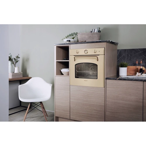 Духовой шкаф электрический Hotpoint-Ariston FIT 804 C OW HA: Объем, л 73