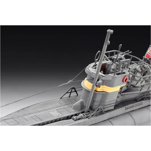 Сборная модель-копия Revell Подводная лодка Type VII C/41 Уровень 4 (RVL-05100) фото 6