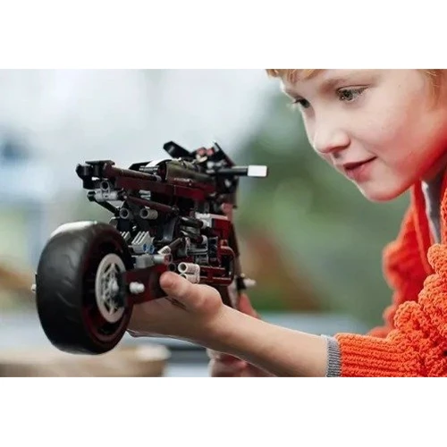 Конструктор LEGO Technic DC Batman Бетмен: Бетцикл 641 деталь (42155) фото 10