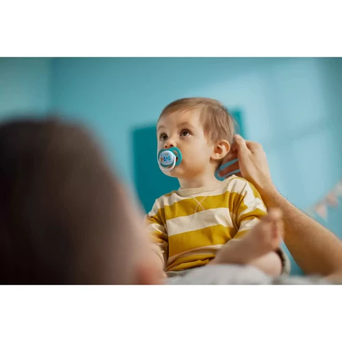 Пустушка ортодонтична Philips AVENT Ultra Air "I love…" для хлопчиків 6-18 міс 2 шт (SCF080/03): Вік старше 6 месяцев