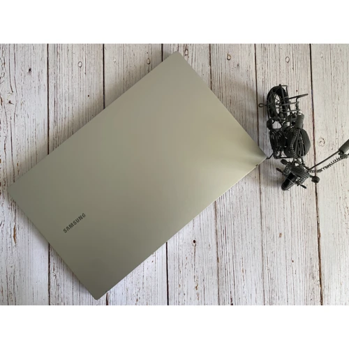 Ноутбук Samsung NP750XDA-KD3SE Stylus Approved (А) фото 3