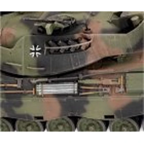 Сборная модель-копия Revell Танк Leopard 1A5 Уровень 4 (RVL-03320) фото 5