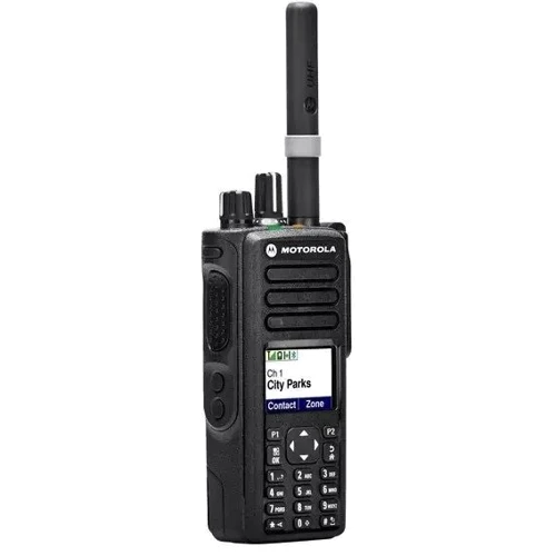 Рация Motorola DP4800e VHF AES 256: Вид носимая