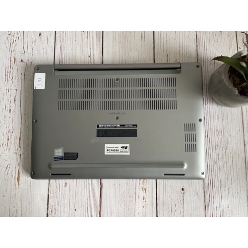 Dell Latitude 7300 (N050L730013EMEA_WIN) Approved Витринный образец: Причина уценки Как новый (витринный образец): ноутбук выглядит и функционирует как новый. Техника полностью протест