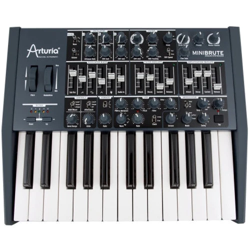 Синтезатор аналоговий Arturia MiniBrute