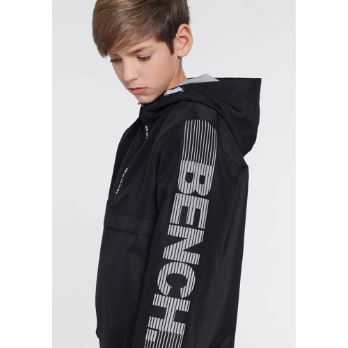Ветровка Bench. 47024053 140-146 см черная: Размер 140