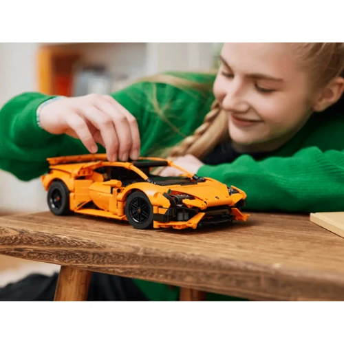 Конструктор LEGO Technic Lamborghini Huracan Tecnica (42196) фото 8