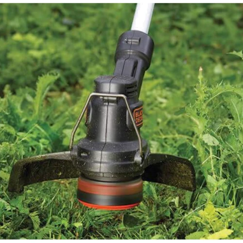 Триммер аккумуляторный Black+Decker ST182320: Режущая система леска