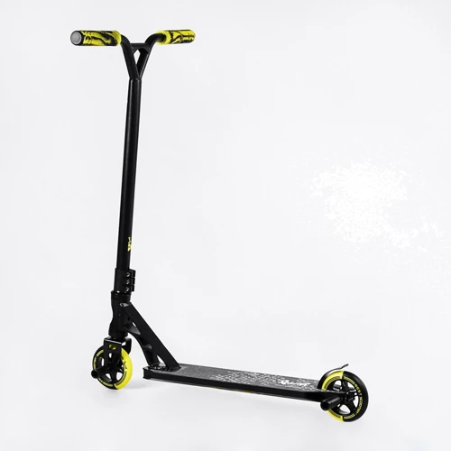 Самокат трюковый Best Scooter Reactor Black and Yellow (112771): Конструкция рамы цельная