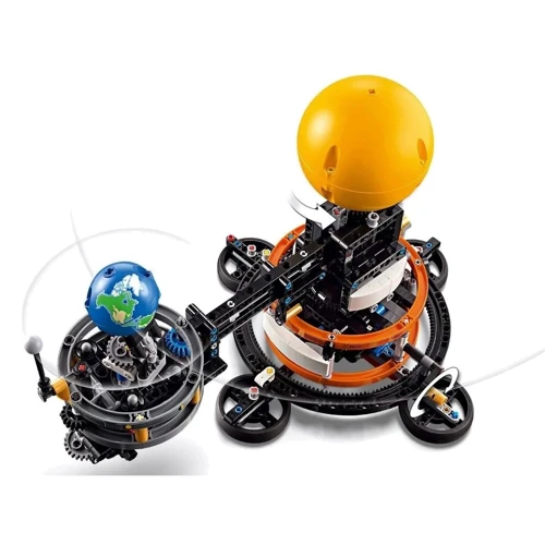 Конструктор LEGO Technic Земля и Луна на орбите 526 деталей (42179): Рекомендуемый возраст от 10 лет