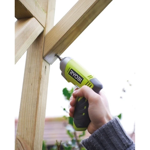 Електровикрутка Ryobi R4SD-L13C: Харчування від акумулятора