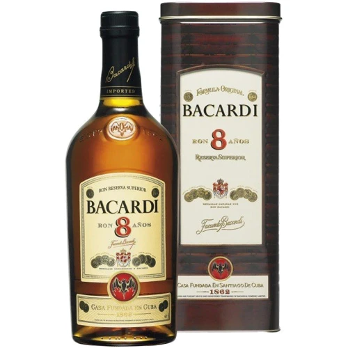 Ром Bacardi 8 Years Old 1л 40% gift box (PLK5010677105125)