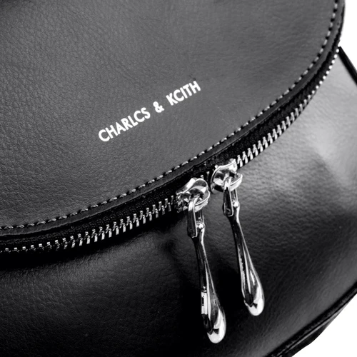 Женская сумка кросс боди Valiria Fashion черная (DETAQ1443-1-2): Застежка Магнитная